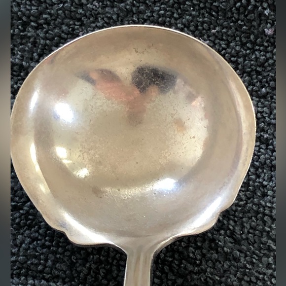 Fairmount Solid Gravy Ladle Silverplated 7” by WM Rogers International Silver - Picture 7 of 9